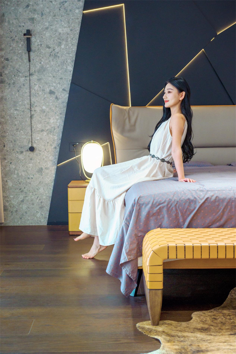 電影感Plog|優(yōu)雅克制的高級感·意式風別墅 image1